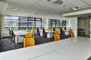 kancelář open space židle