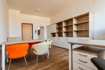 nábytek gymnázium nábytkové řady